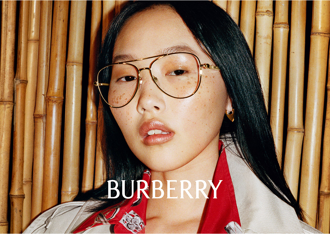 BURBBERRYのメガネフレーム広告画像